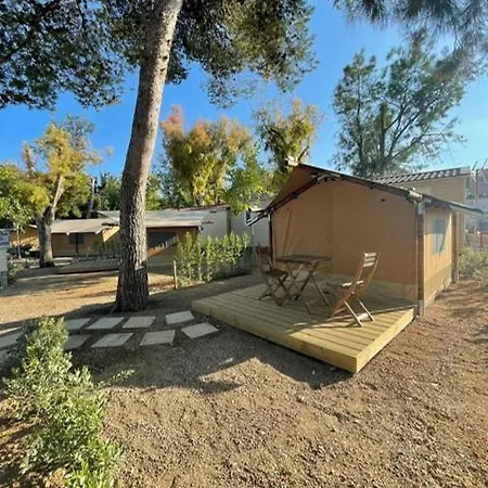 Camping Miramar Playa - Camas Individuales Torredembarra Exterior photo